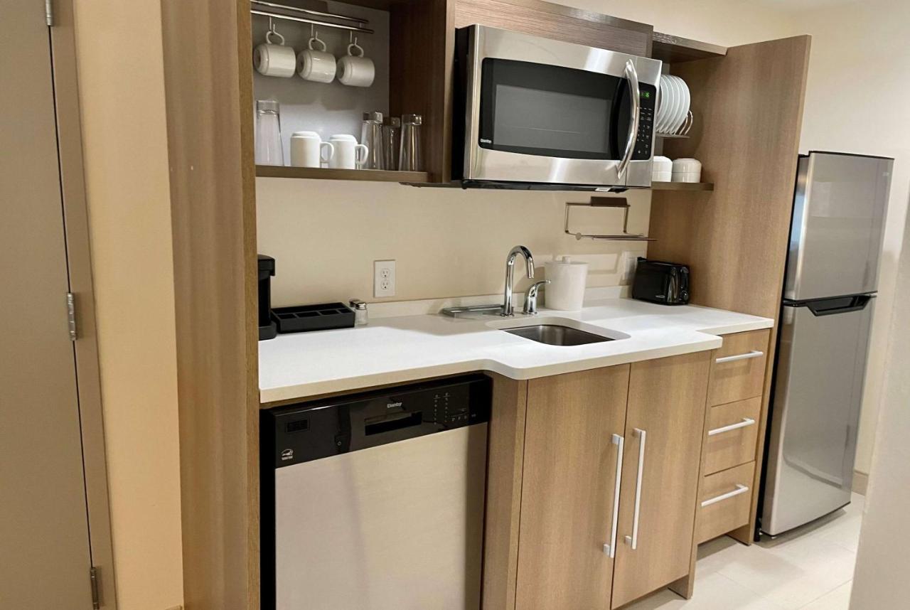 Hawthorn Extended Stay By Wyndham Kingwood Houston Bagian luar foto