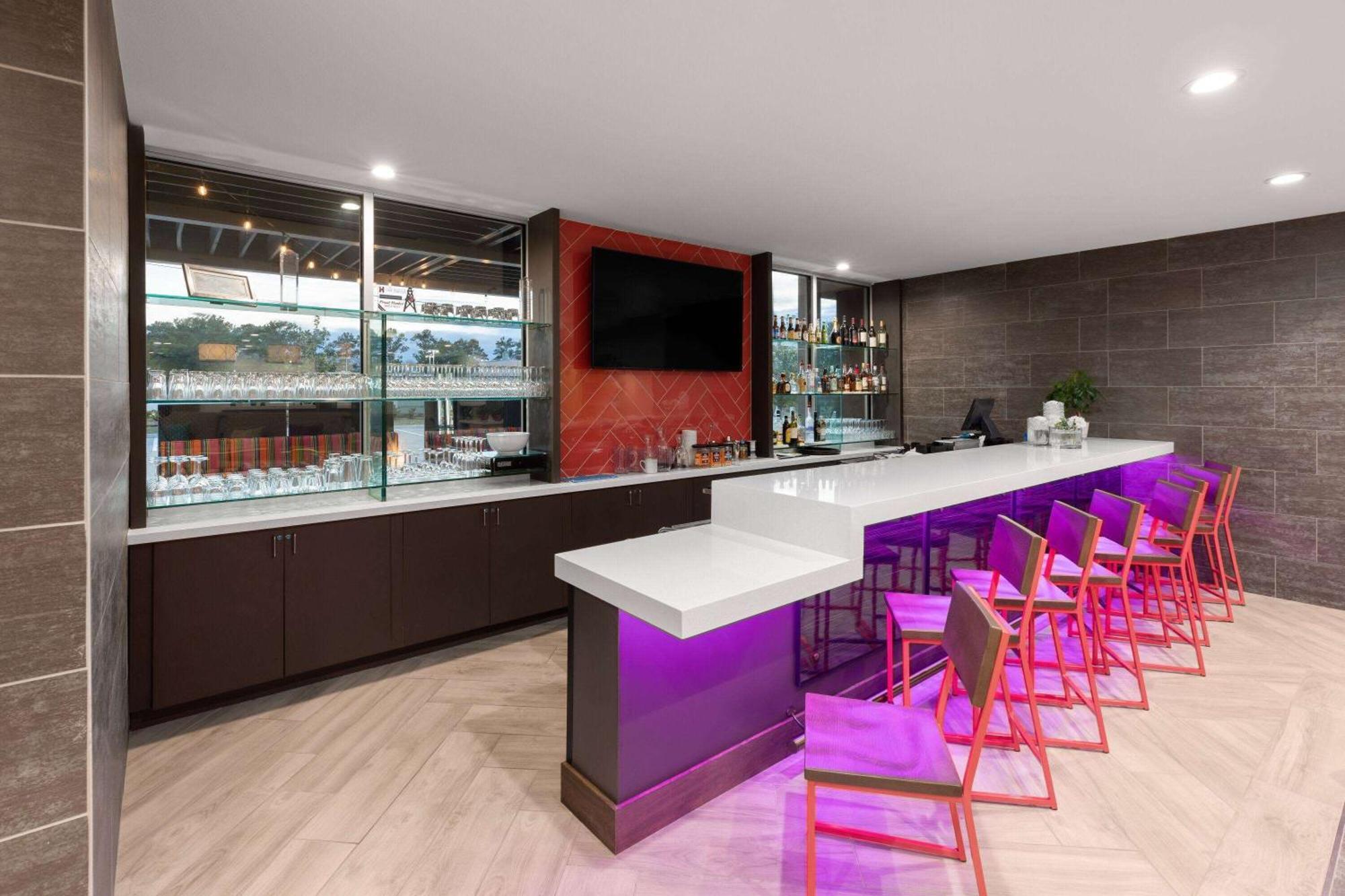 Hawthorn Extended Stay By Wyndham Kingwood Houston Bagian luar foto